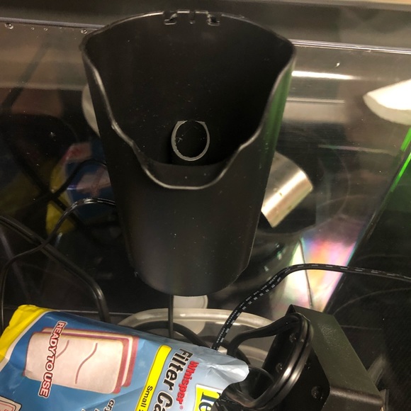 Fish tank - Picture 4 of 5